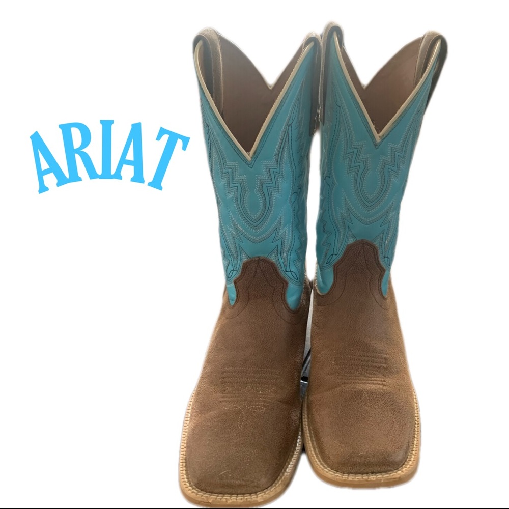 Ariat boys boots like brand new                            US 5.5
